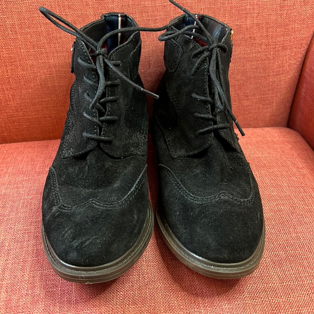 TOMMY HILFIGER WOMENS BOOTS‎ SIZE 8M